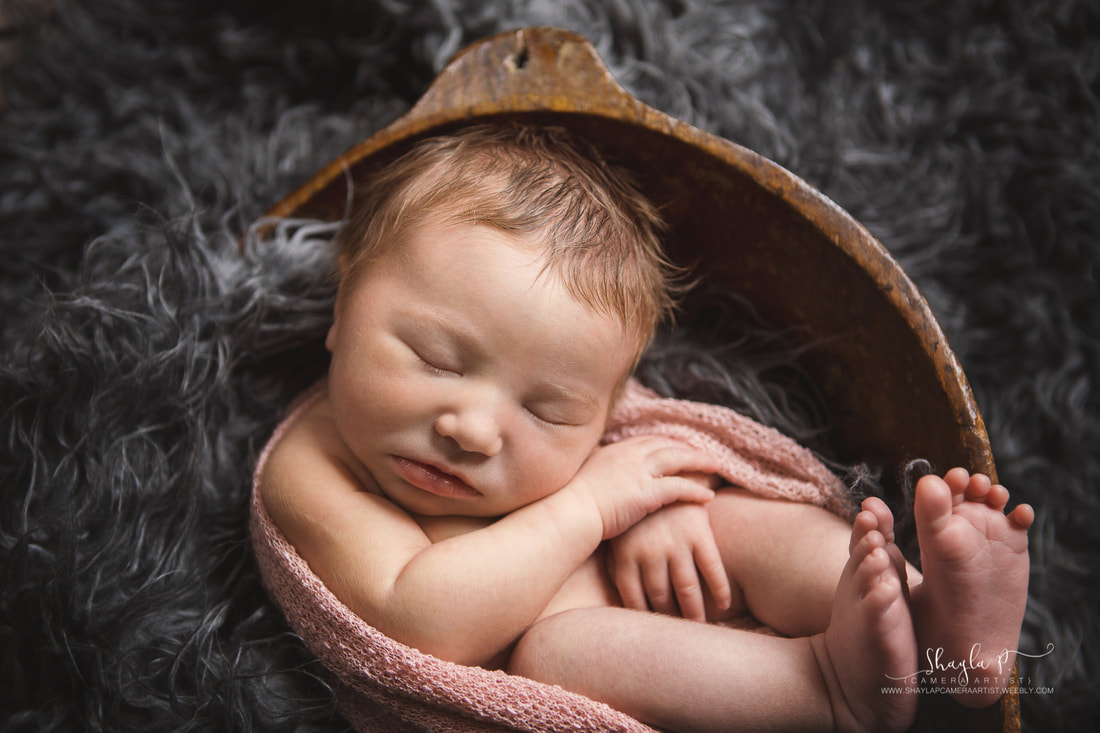 Saint Joseph Missouri Best Newborn Photographer